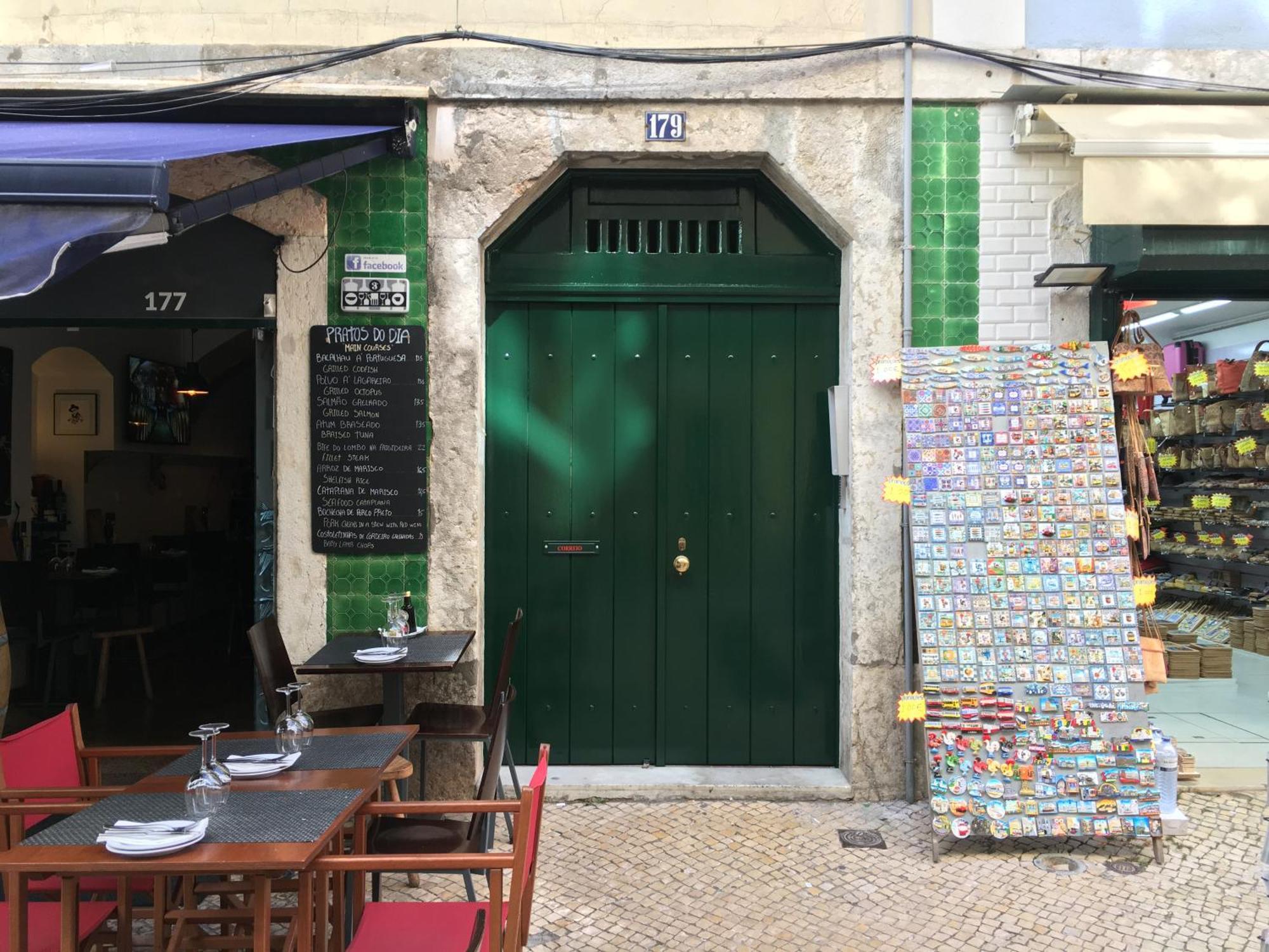 The Traditional Arts Memoir, Downtown Flat With Balcony And Comfort Lissabon Exterior foto
